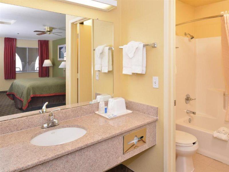 Rodeway Inn Delano Dış mekan fotoğraf