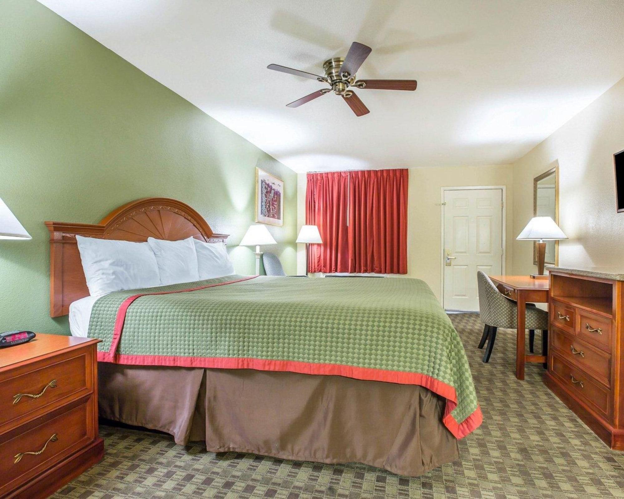 Rodeway Inn Delano Dış mekan fotoğraf