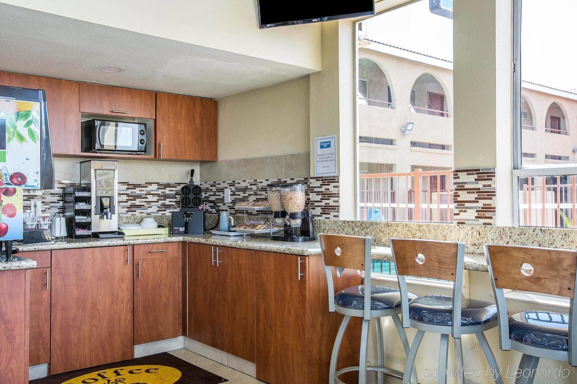 Rodeway Inn Delano Dış mekan fotoğraf