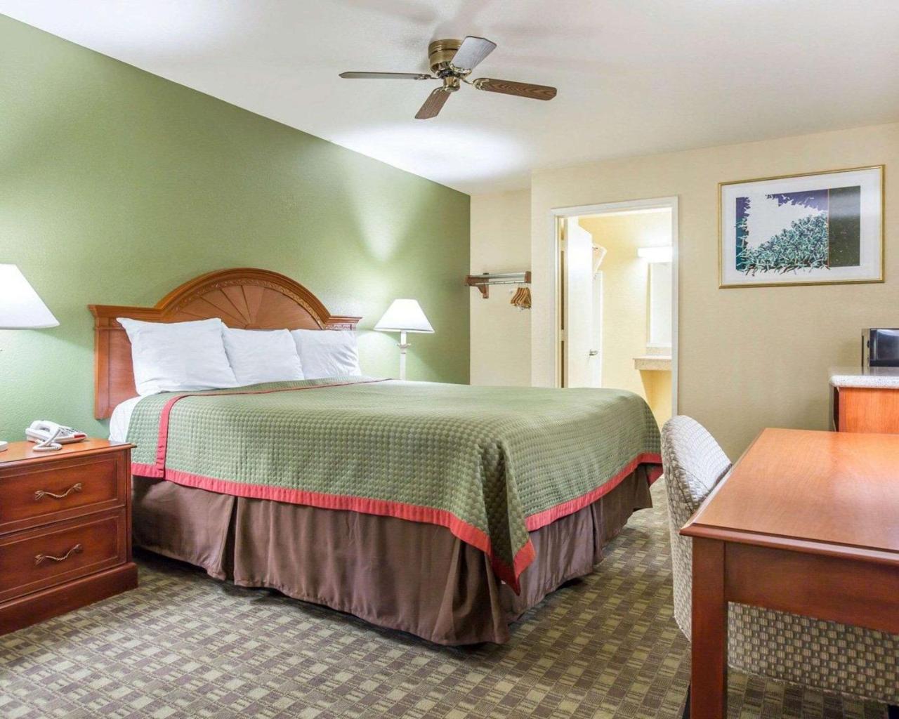 Rodeway Inn Delano Dış mekan fotoğraf