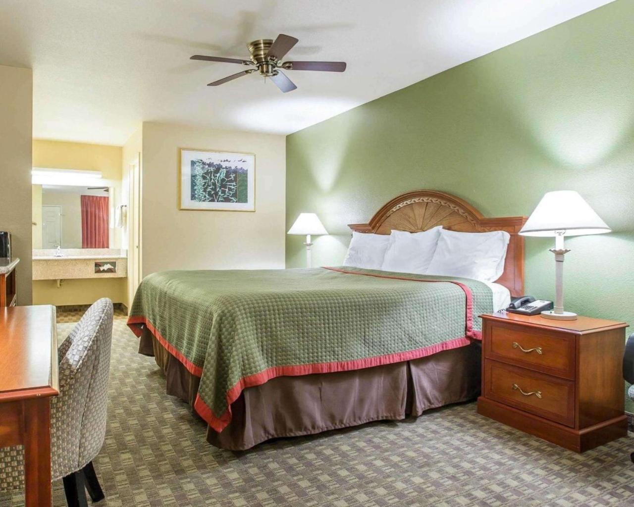 Rodeway Inn Delano Dış mekan fotoğraf