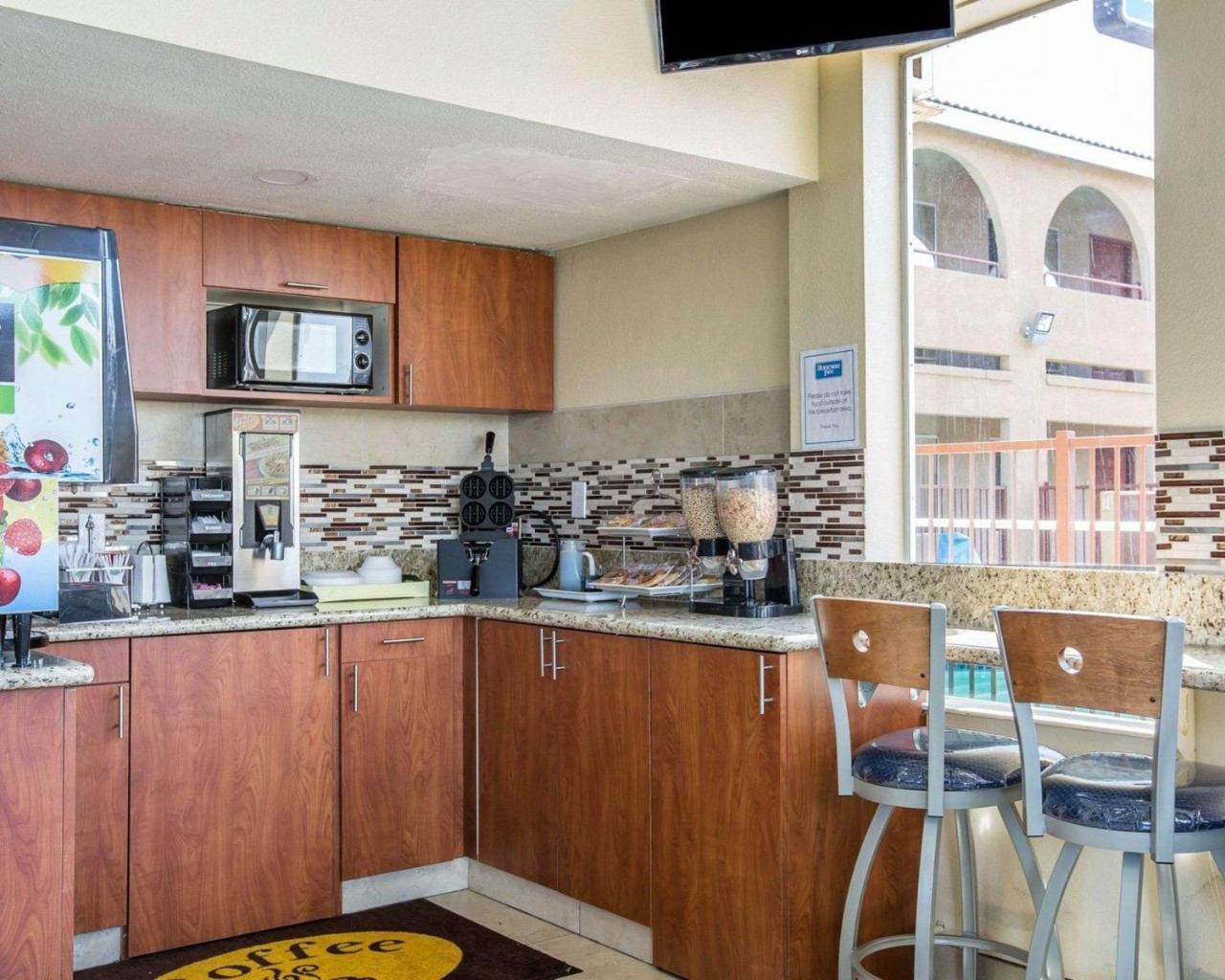 Rodeway Inn Delano Dış mekan fotoğraf