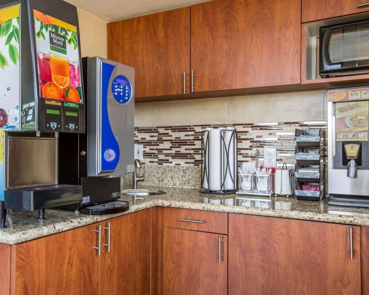 Rodeway Inn Delano Dış mekan fotoğraf